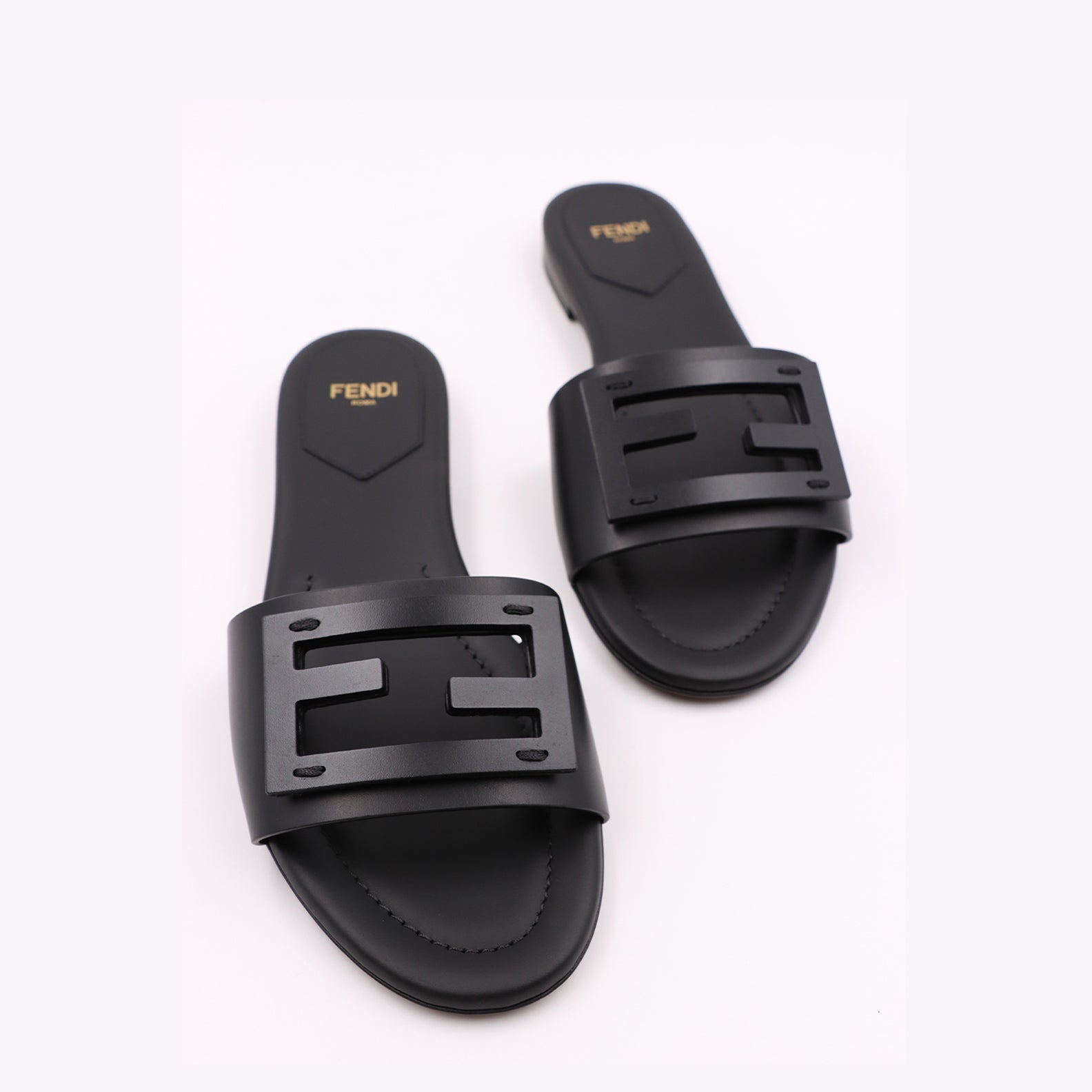 Baguette Leather Sandals